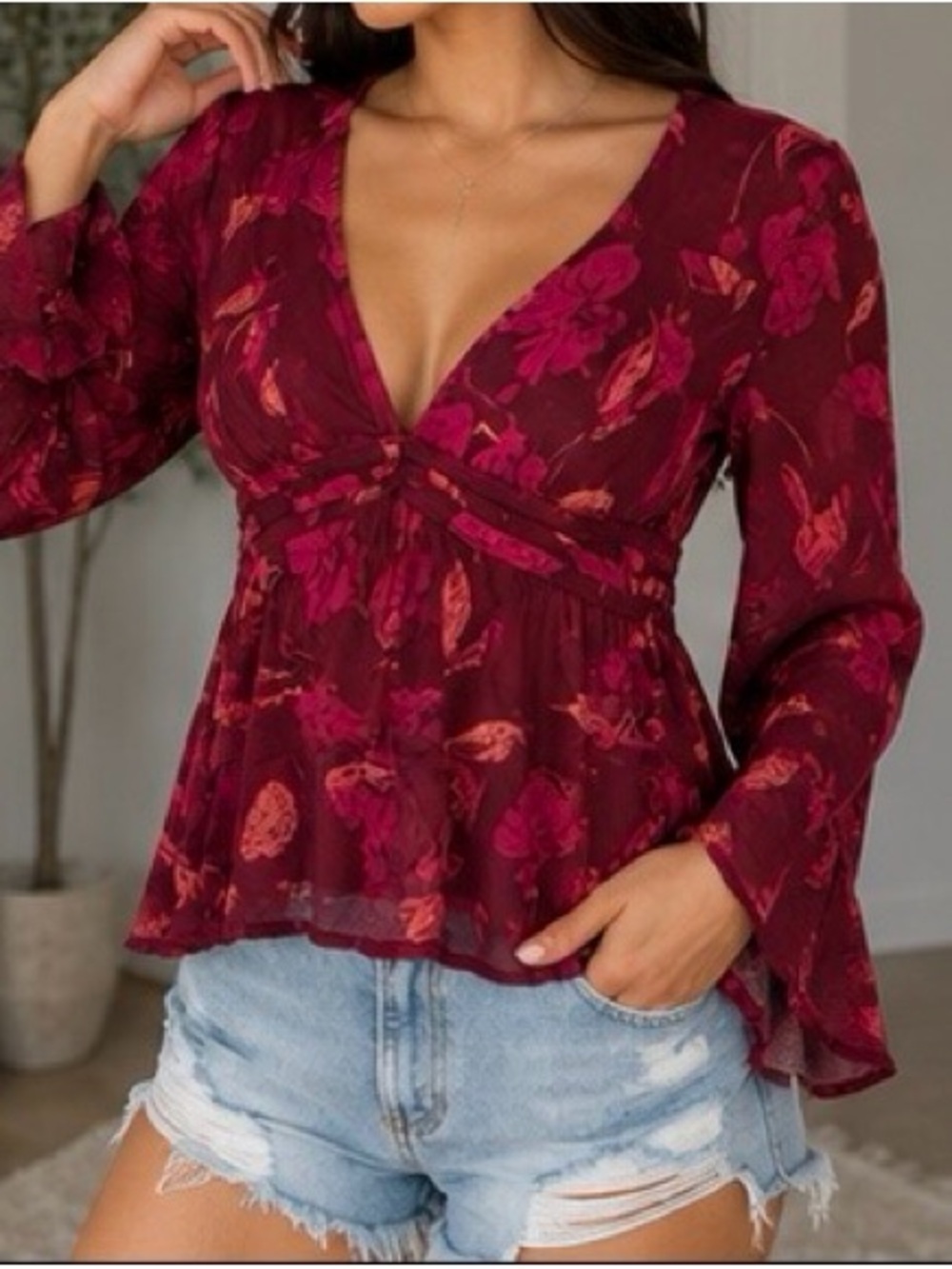 Leith Women’s Floral V-Neck Whimsy Boho Long Sleeve Top - Burgundy & Fuchsia